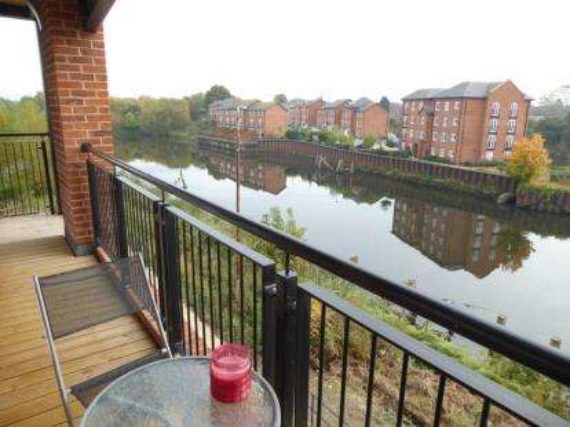 2 Bedroom Flat